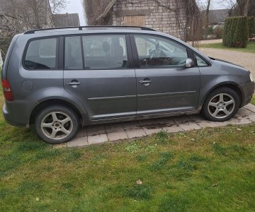 „VW Touran“