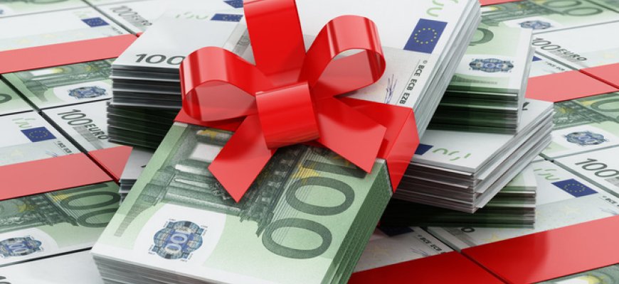Rokiškėnai jau deklaravo pusę milijono eurų grynaisiais gautų dovanų ir paskolų