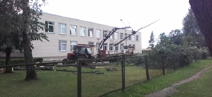 Įrengiama nauja automobilių stovėjimo aikštelė (foto)