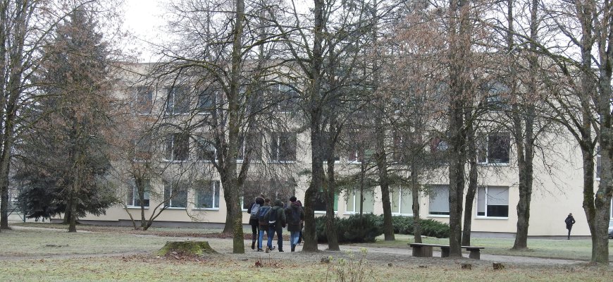 Mokyklų vadovų nepavyksta rasti metus laiko