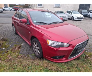 „Mitsubishi Lancer“
