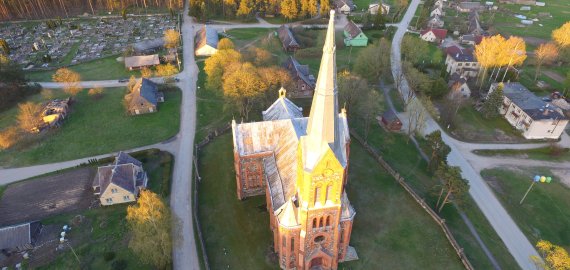 Neregėta Žiobiškio Šv. arkangelo Mykolo bažnyčia (video)