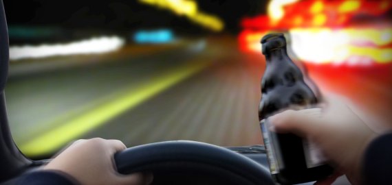 Sulaikytas neblaivus, neturintis teisės vairuoti vyras
