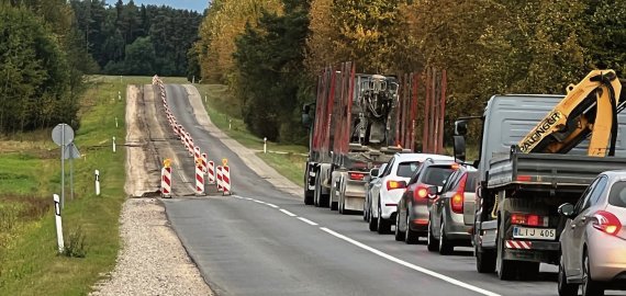 Remonto darbai Rokiškio keliuose – vienus baigs šią savaitę, kiti užtruks iki kitų metų