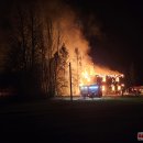 Pirmąją metų dieną Rokiškio rajone sudegė pastatas (video+foto)