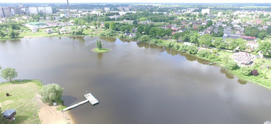 Jau tikrinamas maudyklų vanduo