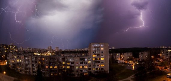 Orai: karščiai grįžta, o kartu su jais atkeliaus ir liūtis su perkūnija