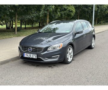 „Volvo V60“