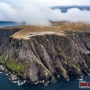 Šiauriausią Europos tašką juodupėnai pasiekė automobiliu, skeptikų siųstu tik į metalo laužą (foto)