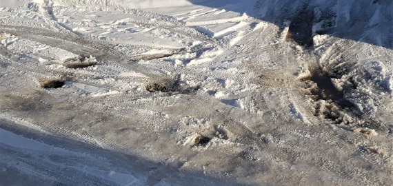 Kelininkai nuo šiol barstys ir mažesnio intensyvumo asfaltuotus rajoninius kelius