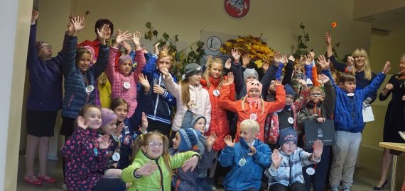 Mokytojų dienos proga Kavoliškio mokyklos-darželio vaikai susipažino su profesijomis (foto)