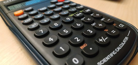 Abiturientams balandį bus rengiamas nuotolinis matematikos žinių patikrinimas