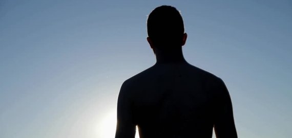 Iš Vilniaus į Rokiškį autobusu važiavęs 21 metų translytis studentas patyrė pažeminimą