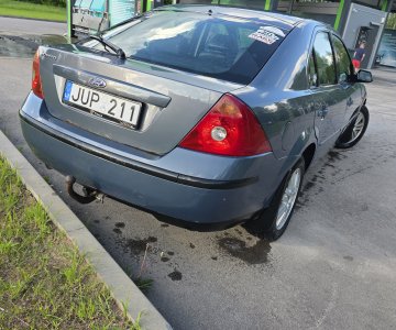 „Ford Mondeo“ 