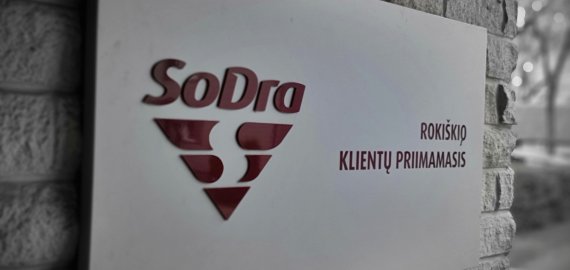 Vienišo asmens išmoką senjorams siūloma mokėti be prašymo
