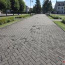 Į miesto mokyklas – naujais takeliais, centre – rekonstruotu aikštės grindiniu