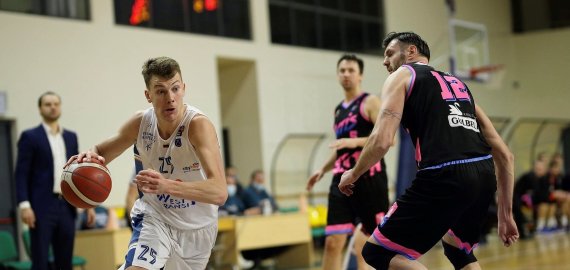 Iš Rokiškio kilęs krepšininkas Robertas Keliačius žais Prancūzijoje | Interviu