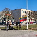 Nepriklausomybės aikštėje suplevėsavo NATO vėliava (foto)