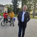 Bajorų bendruomenę subūrė džiugus įvykis – baigtas remontuoti pėsčiųjų ir dviračių takas (foto)