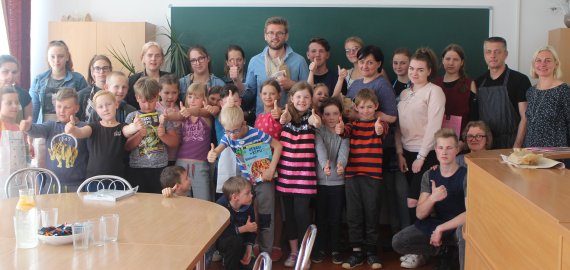 Obelių gimnazijos mokiniams technologijų pamoką vedė profesionalūs virtuvės šefai (foto)