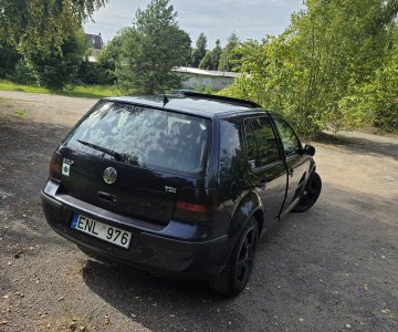„VW Golf 4“