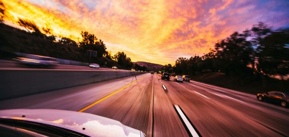 Ar apsimoka nuomotis automobilį savaitei?