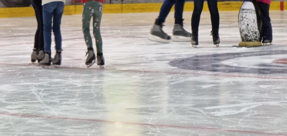 Kviečiame čiuožti!