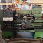 Metalo tekinimo staklės