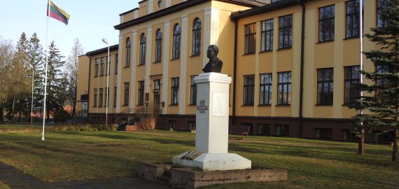 Rokiškio  Juozo Tumo-Vaižganto gimnazijos Senųjų rūmų padalinio alumni viešas kreipimasis dėl gimnazijos reorganizacijos