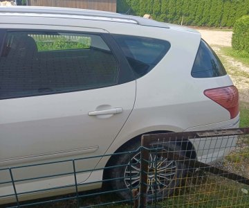 „Peugeot 407“