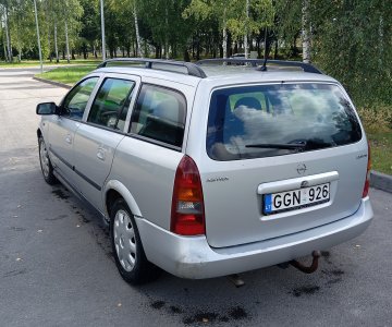 „Opel Astra“
