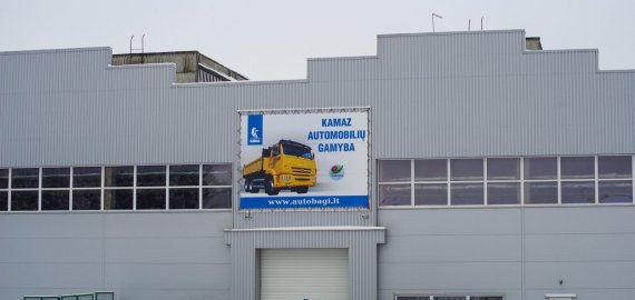 Rokiškyje stoja rusiškų krovininių automobilių surinkimas