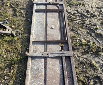  „2pts-4“ dalimis