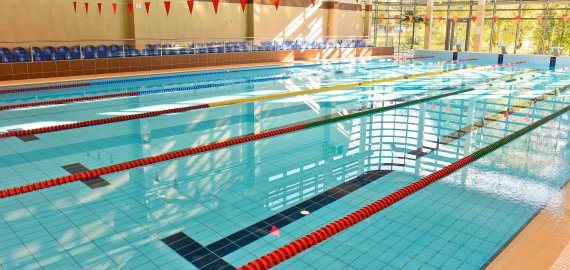 Vaikų naujametinės plaukimo varžybos Rokiškio baseine