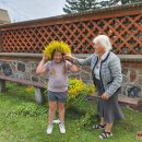 Žolinių iškilmėse Rokiškio bažnyčią juos kur kas daugiau, nei 100 vainikų