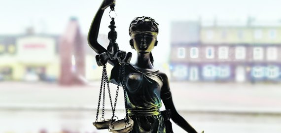 Po pasivažinėjimo išgėrus – konfiskuotas mersedesas ir tūkstantinė bauda