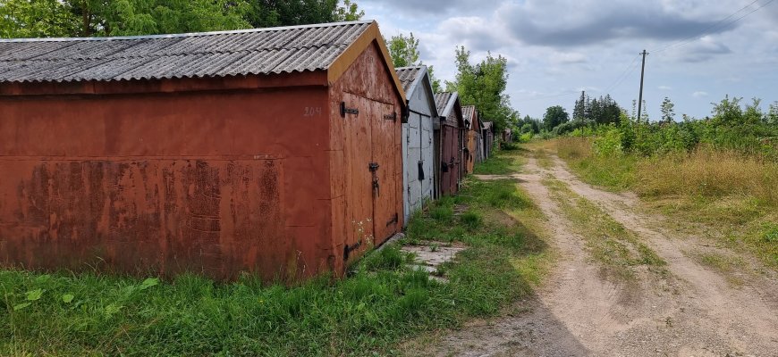 Apšvarino garažą