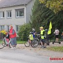 Bajorų bendruomenę subūrė džiugus įvykis – baigtas remontuoti pėsčiųjų ir dviračių takas (foto)