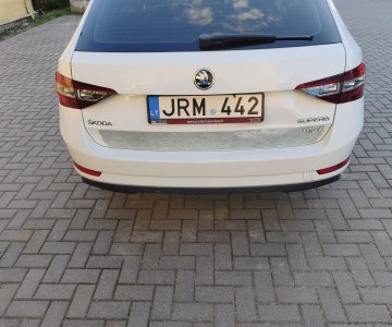 „Škoda Superb“
