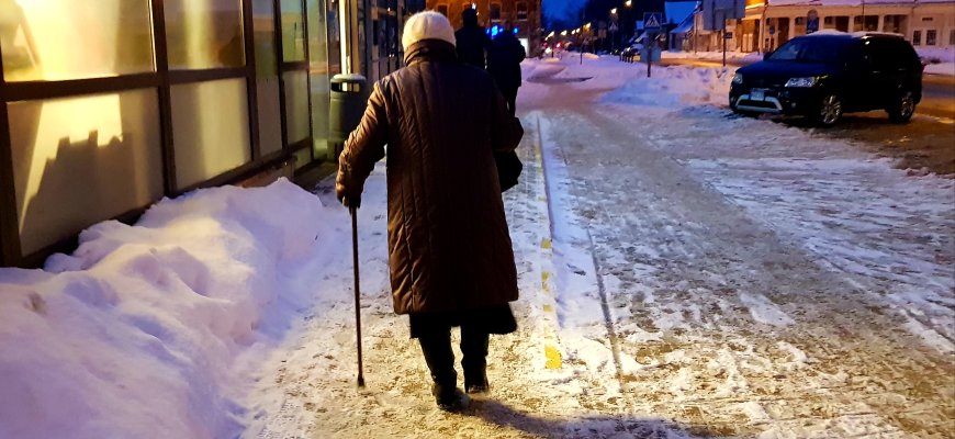 Socialinės paslaugos senjorams ir jų šeimoms: kas priklauso ir kur kreiptis?