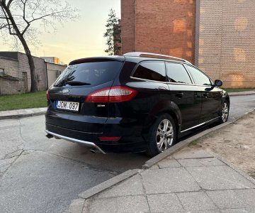 „Ford Mondeo“ 