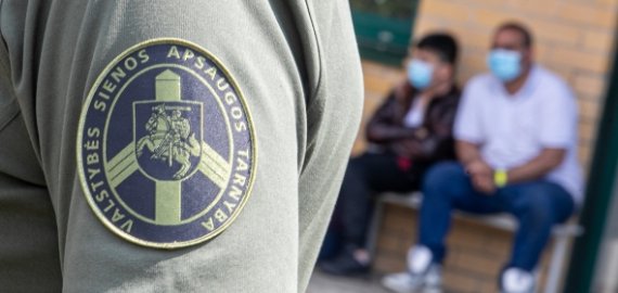 Ministrės sprendimas leido pasieniečiams naudoti psichinę ir fizinę prievartą