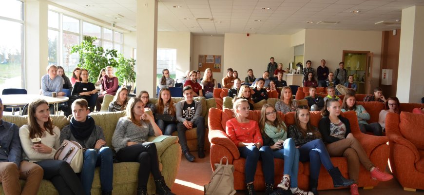Nuo balandžio 9 d. atvirų durų savaitė Rokiškio technologijos, verslo ir žemės ūkio mokykloje
