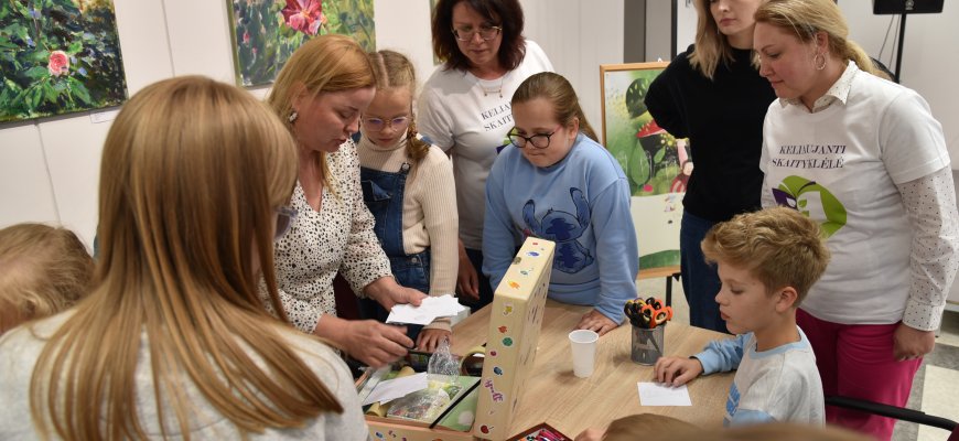 Rokiškyje nuaidėjo poezija, muzika, gera nuotaika pasipuošęs šeimų vakaras „Aš vejuos vasarą“ (foto)
