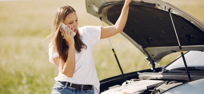 Saugumo taisyklės laukiant techninės pagalbos kelyje