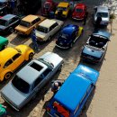 Rokiškyje gyva tradicija birželio pradžioje keliauti retro automobiliais (foto)