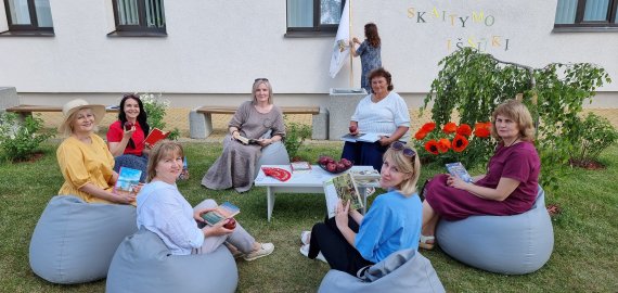 Jau 9-ą kartą kviečia pasiryžti iššūkiui „Vasara su knyga“