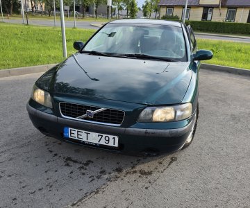 „Volvo S60“