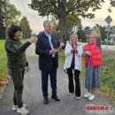 Bajorų bendruomenę subūrė džiugus įvykis – baigtas remontuoti pėsčiųjų ir dviračių takas (foto)