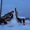 Kazliškyje „užaugo“ 6 m aukščio sniego senis